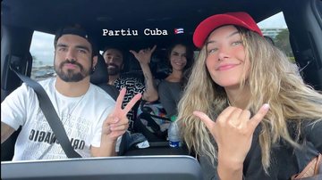 Caio Castro junto de amigos e namorada - Foto: Reprodução / Instagram