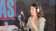 A cantora Paula Fernandes em entrevista ao Podcast da Caras - Foto: Reprodução/PodCaras
