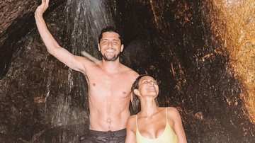 Bruno Gissoni e Yanna Lavigne esbanjam beleza em cliques na cachoeira - Reprodução/Instagram