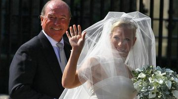 A noiva Zara Phillips e o pai, Capitão Mark Phillips - Getty Images