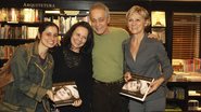 A atriz lança o livro entre a filha Daniela e o ex Gracindo com a atual mulher, Daisy. - Ivan Faria