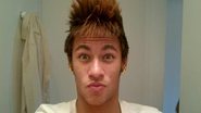 Neymar mudar o corte de cabelo, com 1 % - Reprodução / Twitter