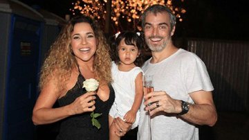 Daniela Mercury com Marco Scabia e a pequena Ana Isabel - Fred Pontes/Divulgação