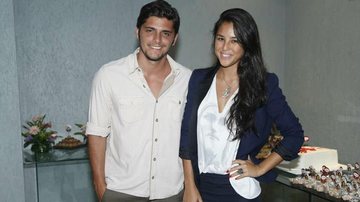 Bruno Gissoni com a namorada Yanna Lavigne - Roberto Filho/ AgNews