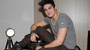 Luan Santana - Thiago Duran / AgNews