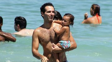 Mouhamed Harfouch aproveita as férias com filha, Ana Flor, no Rio de Janeiro - Jc Pereira/Agnews