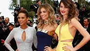 Taís Araújo, Grazi Massafera e Isabeli Fontana desfilam no red carpet do Festival de Cannes - Getty Images