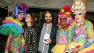 Luisa Micheletti e Caco brincam com drag queens - Manuela Scarpa/Photo Rio News