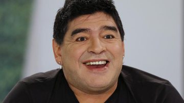 Maradona surge com o rosto diferente em gravação de programa na Venezuela - Reuters