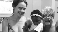 Leandra Leal posa ao lado da filha, Julia, e da mãe, Angela Leal - Reprodução/Instagram