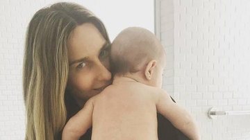 Mariana Weickert e sua primeira filha, Theresa - Reprodução/ Instagram