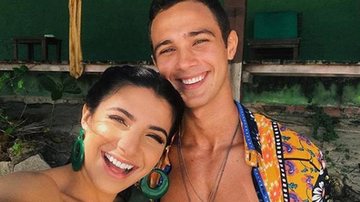 Rayssa Bratillieri e André Luiz Frambach namoram na vida real e seus personagens podem virar casal em Éramos Seis - Instagram