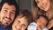 Carol Dantas e a família desejam Feliz Natal aos seguidores - Instagram