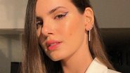 Camila Queiroz faz parceria com marca de luxo italiana - Reprodução/Instagram