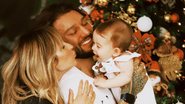 Lucas Lucco e Lorena Carvalho comemoram 9º mesversário de Luca em clima de Natal - Reprodução/Instagram