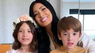 A cantora Simaria Mendes e seus filhos, Giovanna e Pawel - Foto: Reprodução/Instagram @simaria